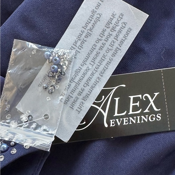 ALEX EVENINGS Cold Shoulder Popover Jersey & Chiffon Gown Beaded Neckline 16W - Picture 6 of 7